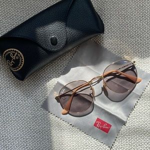 Ray-Ban Round Metal Sunglasses